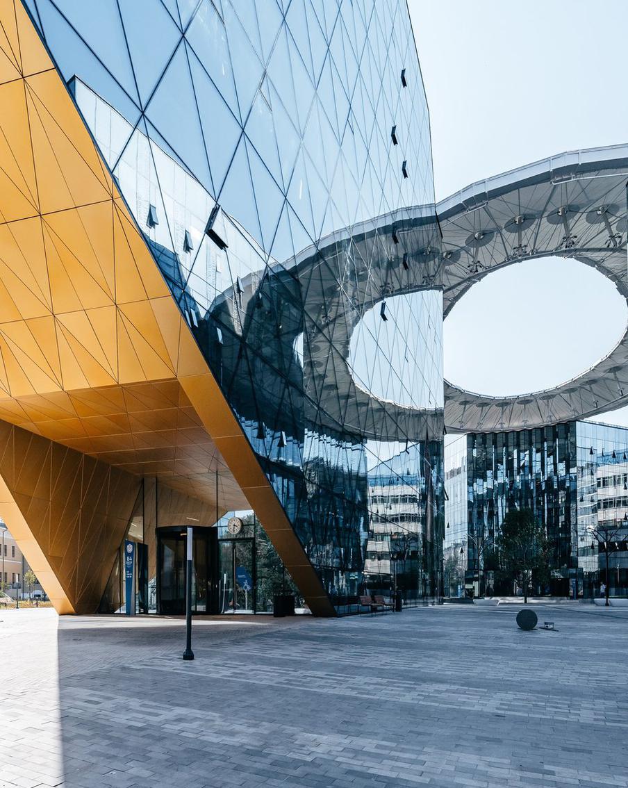 Виды Центрального учебного кластера МГТУ имени Н. Э. Баумана.