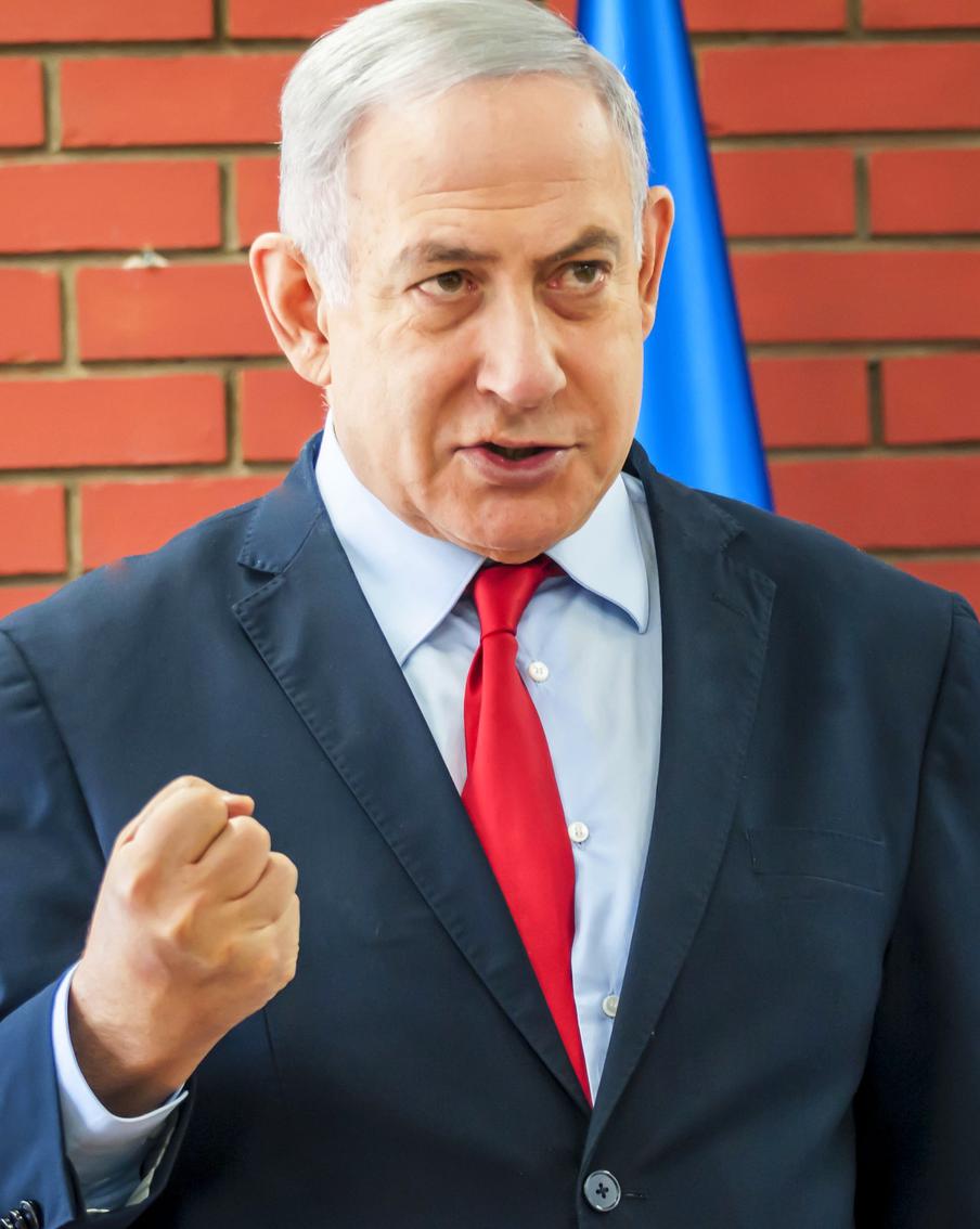 В Израиле сообщили о попадании дрона "Хезболлы" в окно спальни Нетаньяху