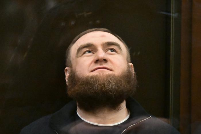 В деле о взятке Рауфа Арашукова появились подробности