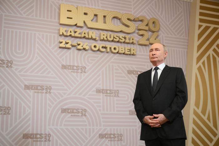 Путин прибыл на площадку саммита БРИКС в Казани