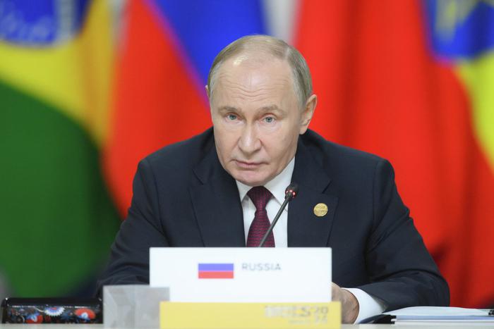 Путин выступил на заседании саммита БРИКС в расширенном составе