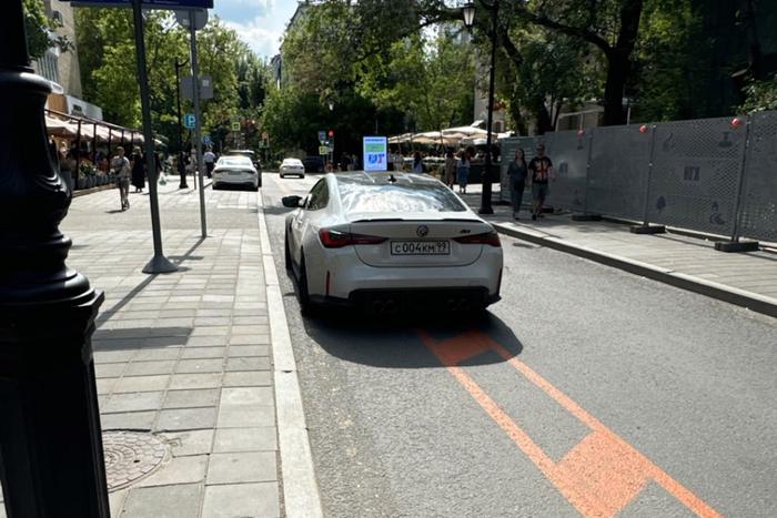 Припарковался на велодорожке – заплати штраф три тысячи рублей