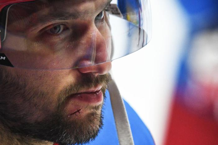 Овечкин вплотную приблизился к рекорду Гретцки по голам