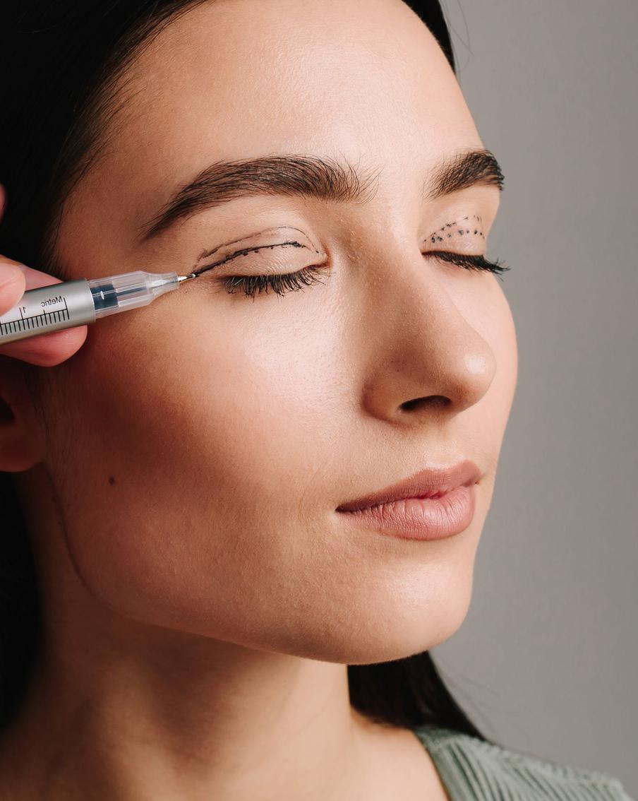 Пока ещё на дворе осень, вы вполне успеваете сделать пластику