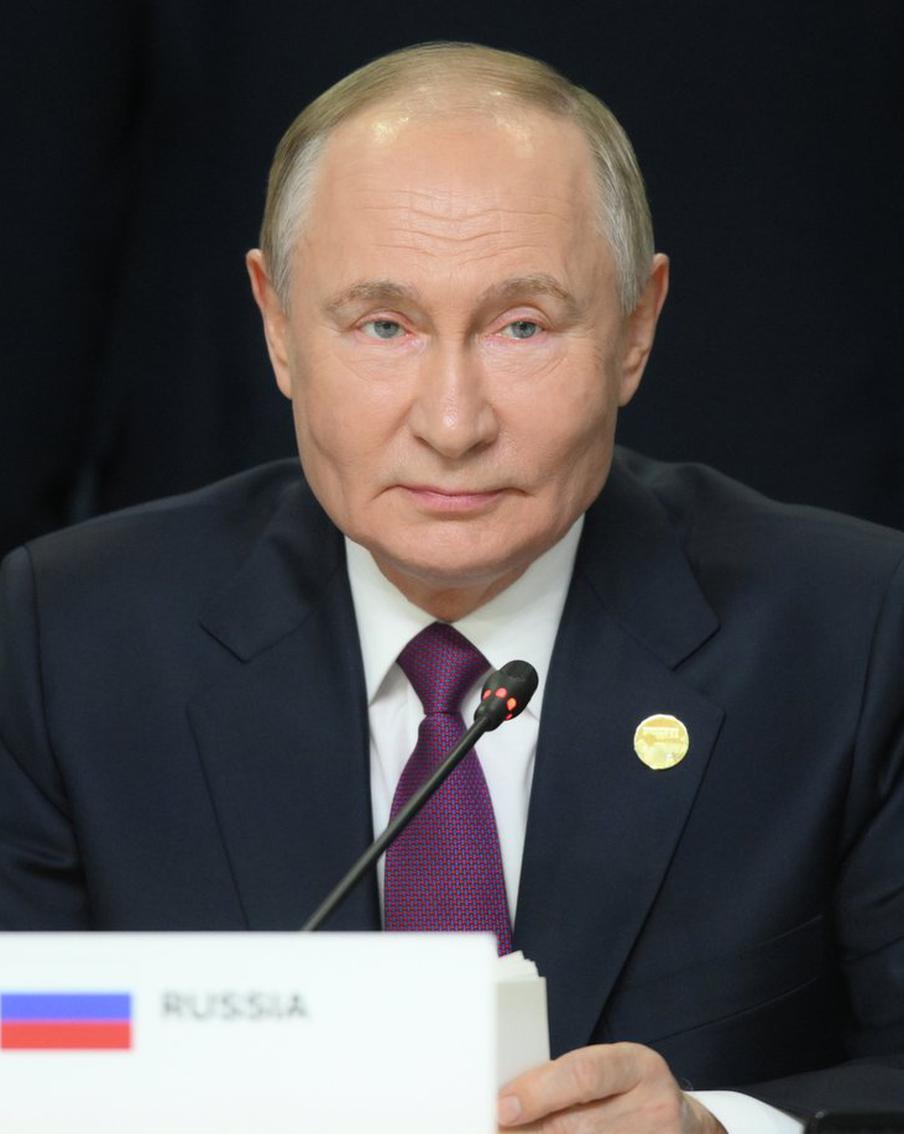 ВСУ в Курской области даже не понимают, что они в окружении, заявил Путин