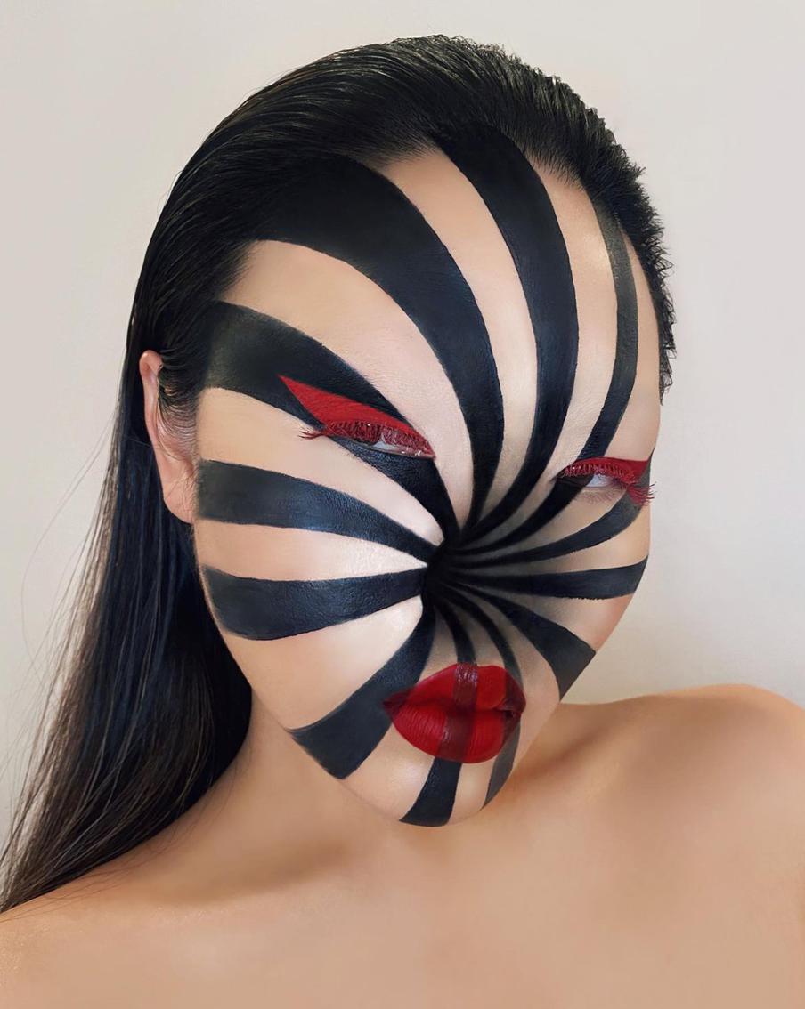 Работы Мими Чой.