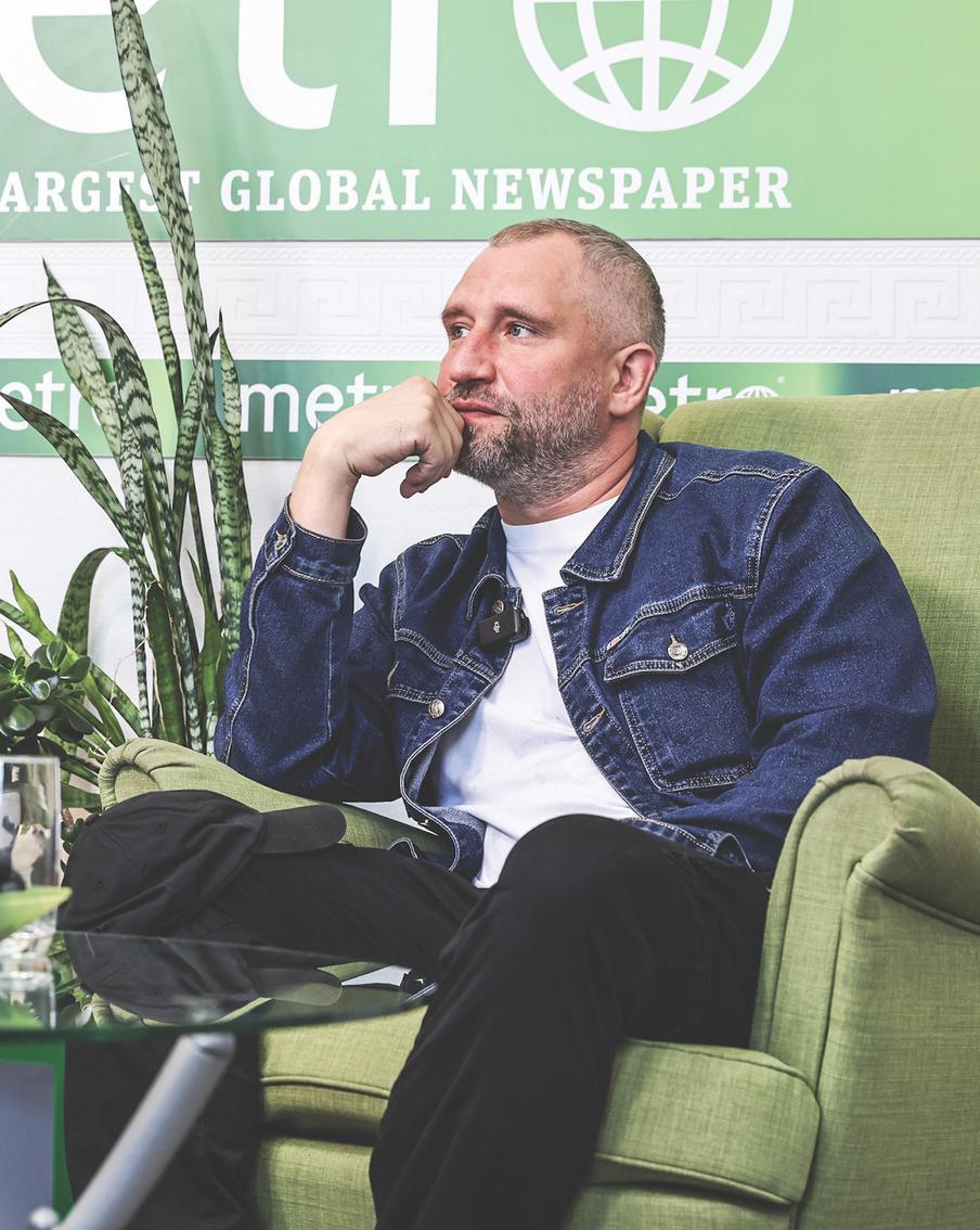 "В 90-е я был травоядным": Юрий Быков снял сериал "Лихие", чтобы показать – насилие рождает насилие