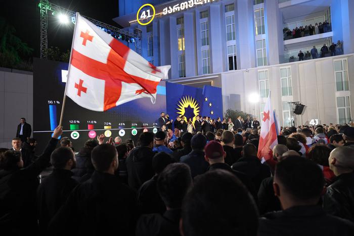 "Грузинская мечта" получает 90 мандатов после подсчёта почти 100% голосов