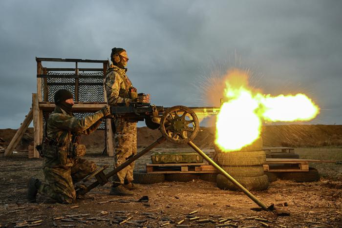 ВС России громят ВСУ в Курской области, Украина продлевает военное положение: хроника очередных событий украинского кризиса