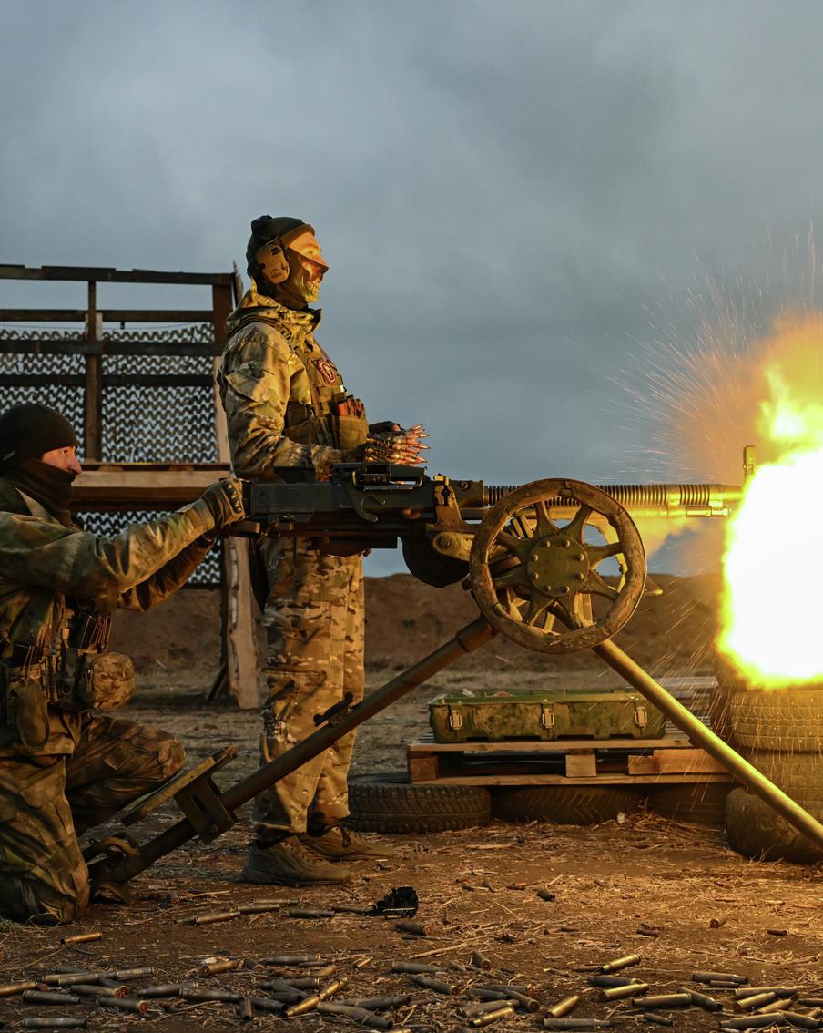 ВС России громят ВСУ в Курской области, Украина продлевает военное положение: хроника очередных событий украинского кризиса