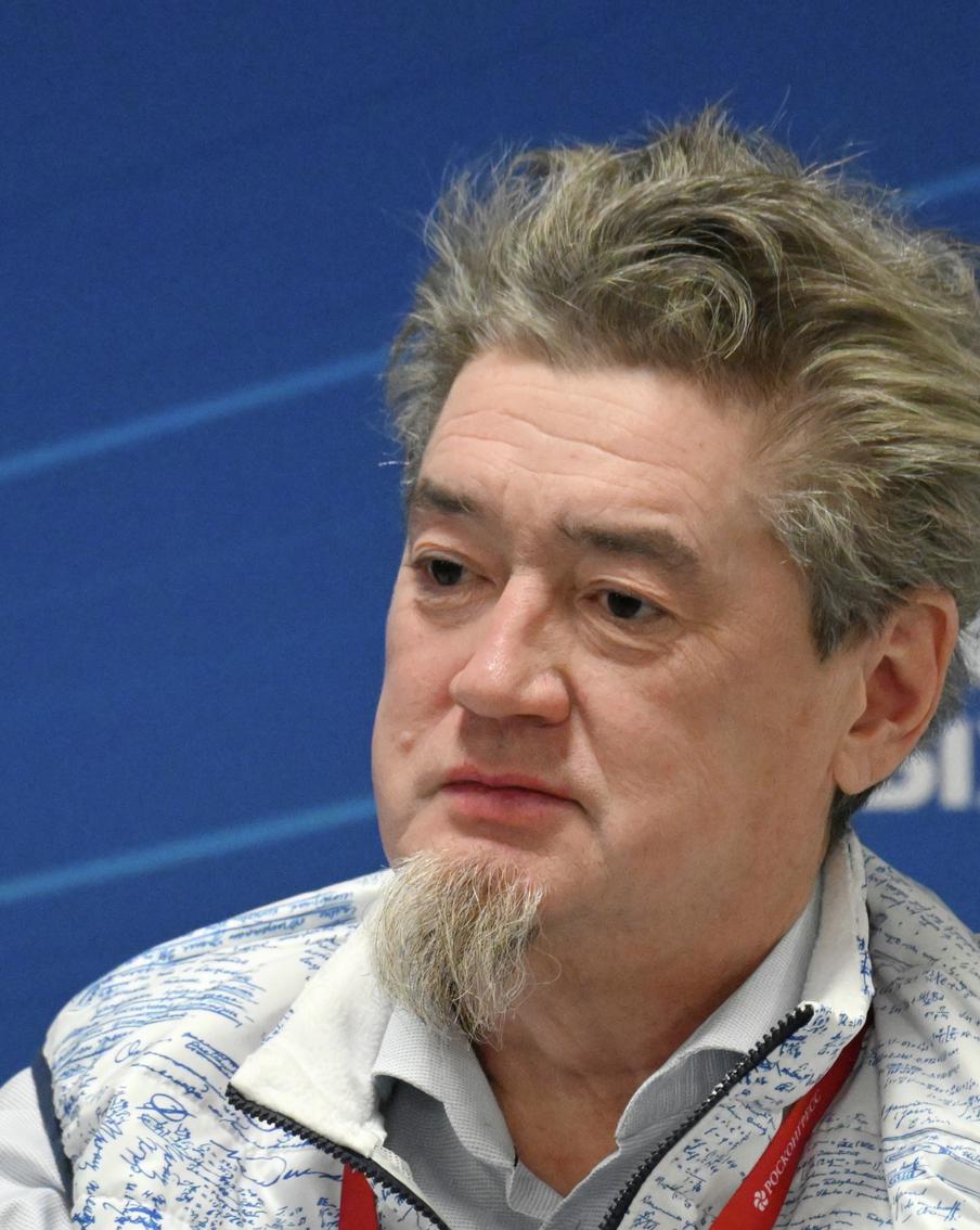 Умер участник программы "Что? Где? Когда?" Андрей Черемисинов