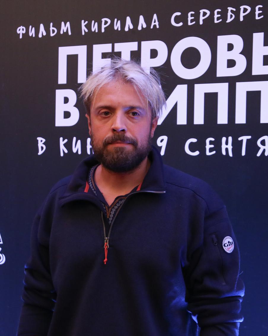 Актёра из сериала "Интерны" Александра Ильина госпитализировали