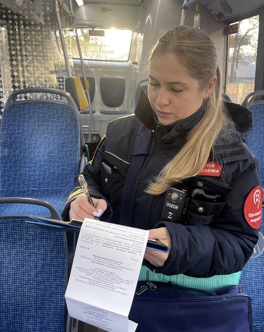 Безбилетных пассажиров становится меньше, показывают данные регулярных проверок на транспорте