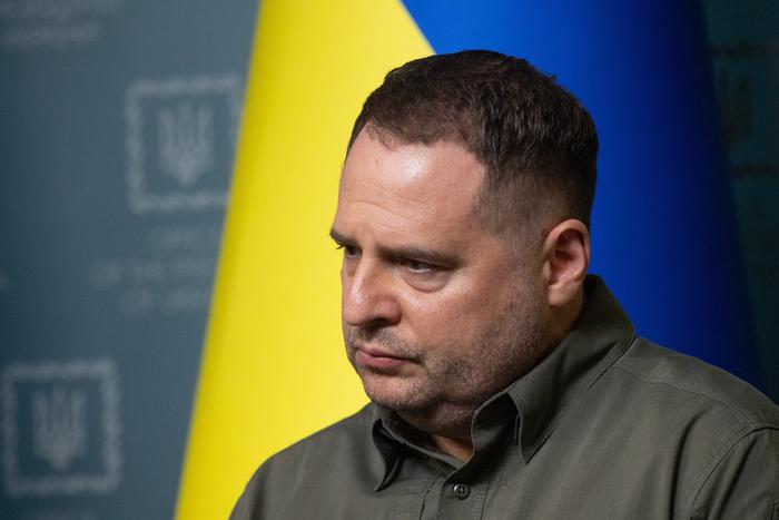 В офисе украинского президента назвали главное условие для начала мирных переговоров с Россией