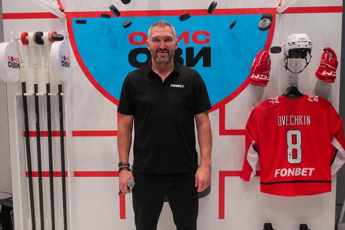 Овечкин сократил отрыв до лучшего снайпера НХЛ. Сейчас от позиции Гретцки его отделяют 35 шайб