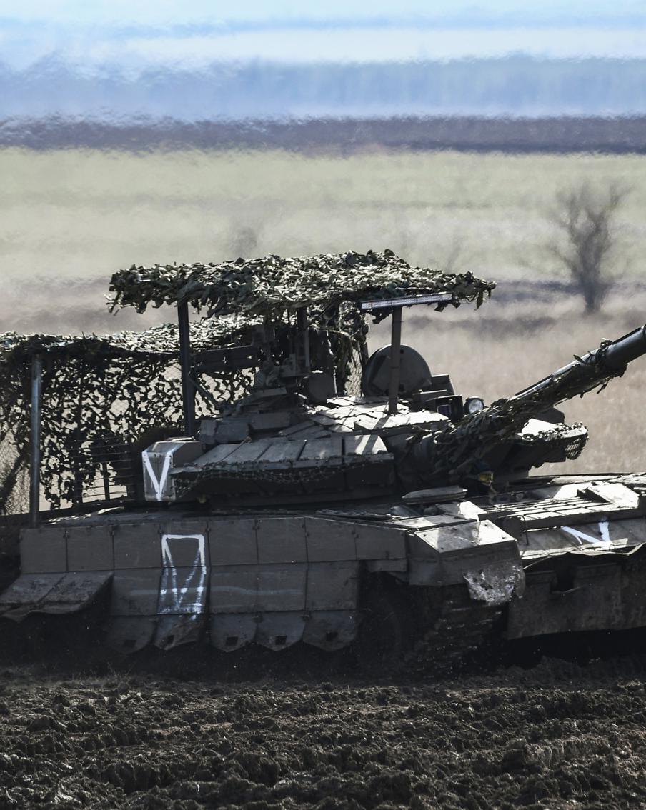 Украина хочет мобилизовать женщин, Зеленский втягивает Польшу в конфликт: хроника очередных событий украинского кризиса