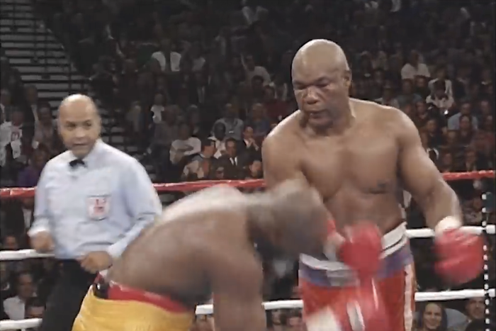 Умер легендарный Джордж Форман. Однажды он стал самым пожилым чемпионом мира