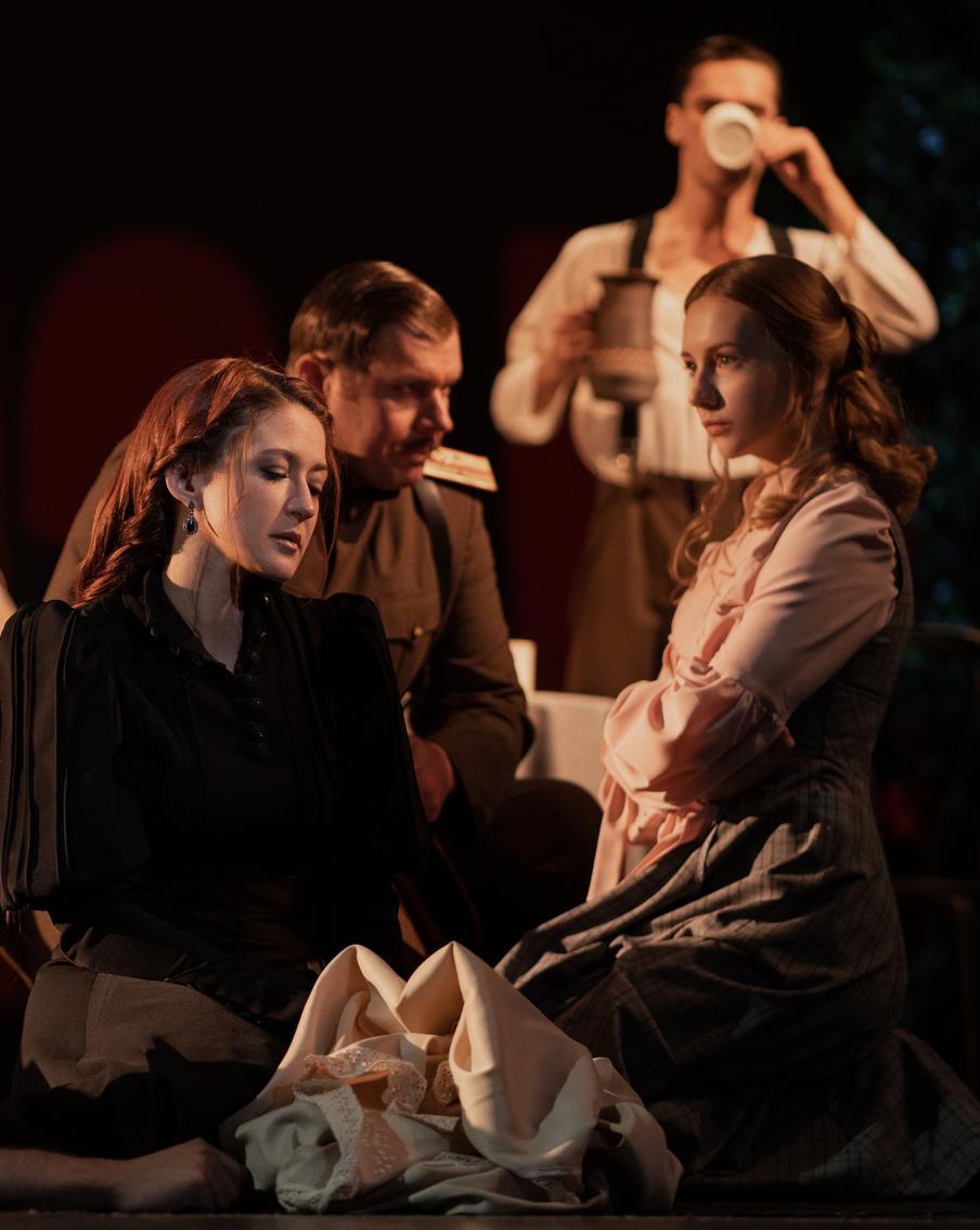 На фестивале покажут спектакль в селе Огрызове и жизнь колонии бывших землян