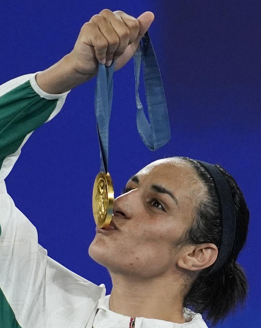 У олимпийской чемпионки нашли тестикулы и микропенис