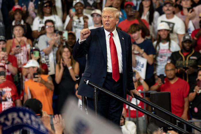 Каким бизнесменом был Дональд Трамп и чем обязан своим успехам