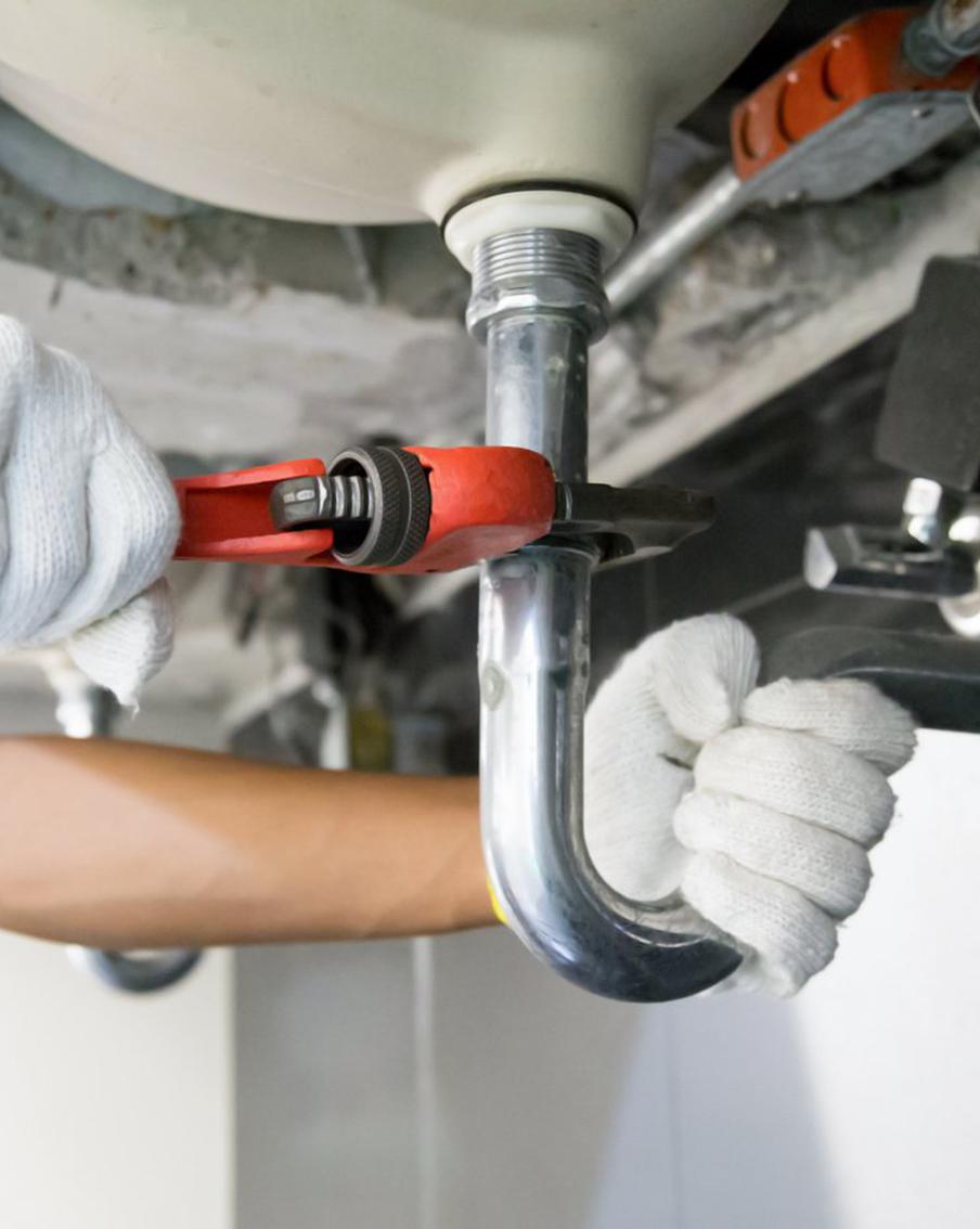 Сколько стоит вызов сантехника: почему не стоит выбирать самые дешевые предложения на рынке