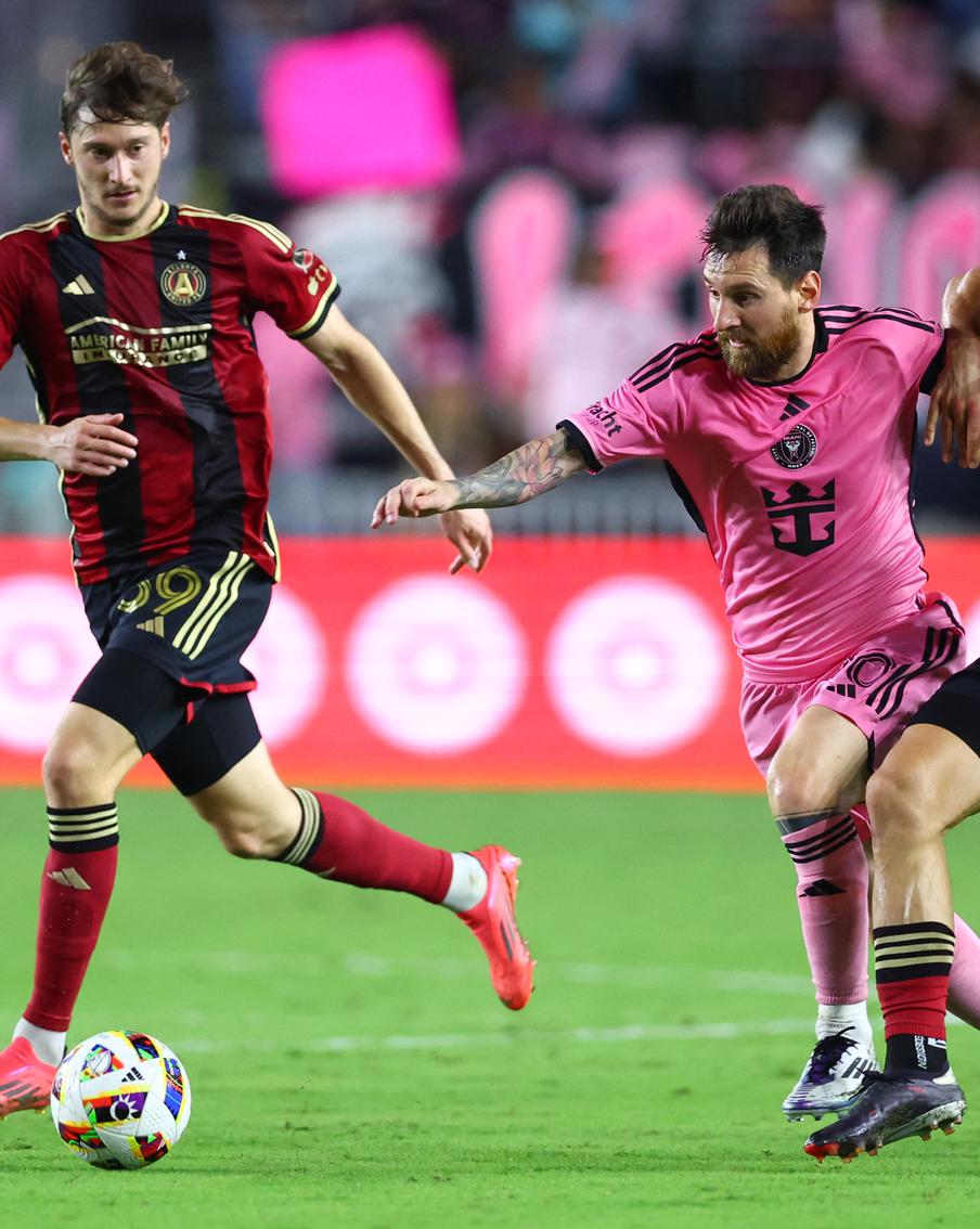 Российский футболист Алексей Миранчук выбил Лионеля Месси из плей-офф