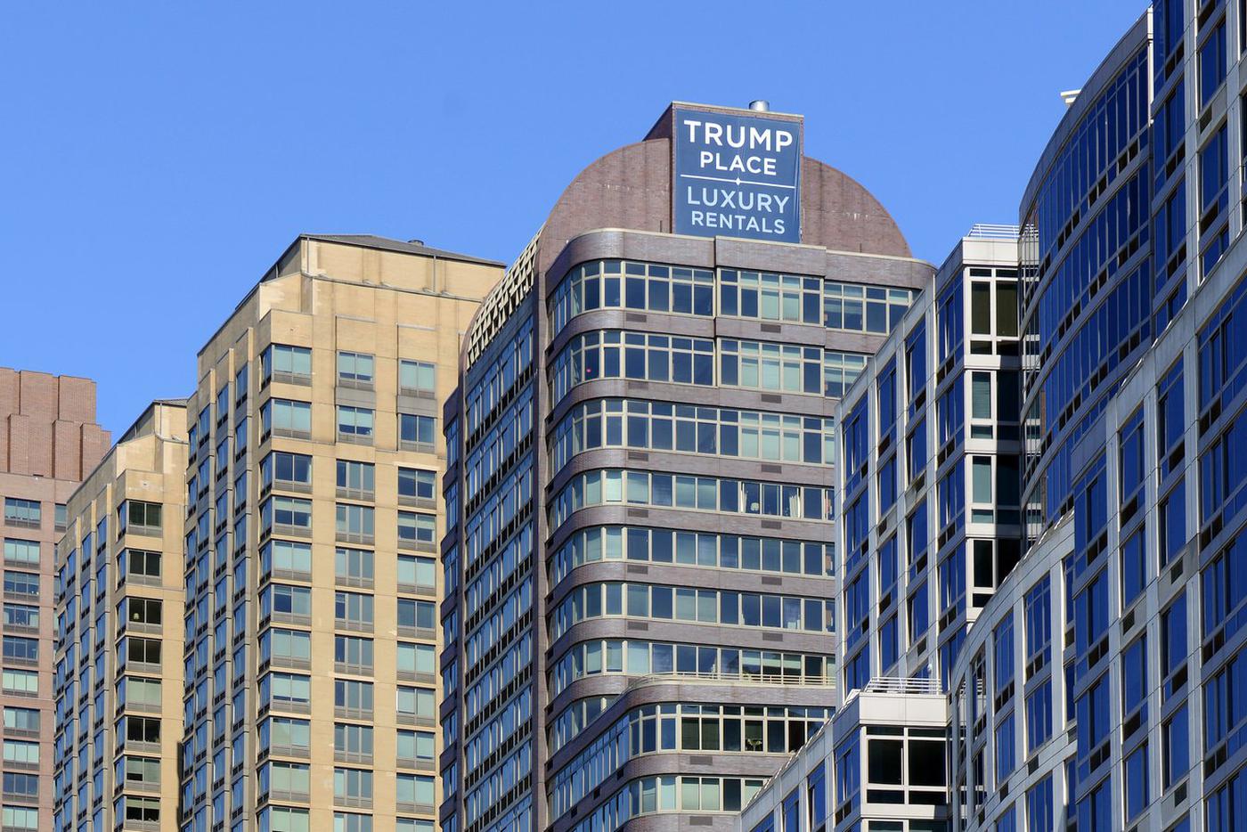 Trump Place – это уникальный и успешный проект Трампа в массовом сегменте.