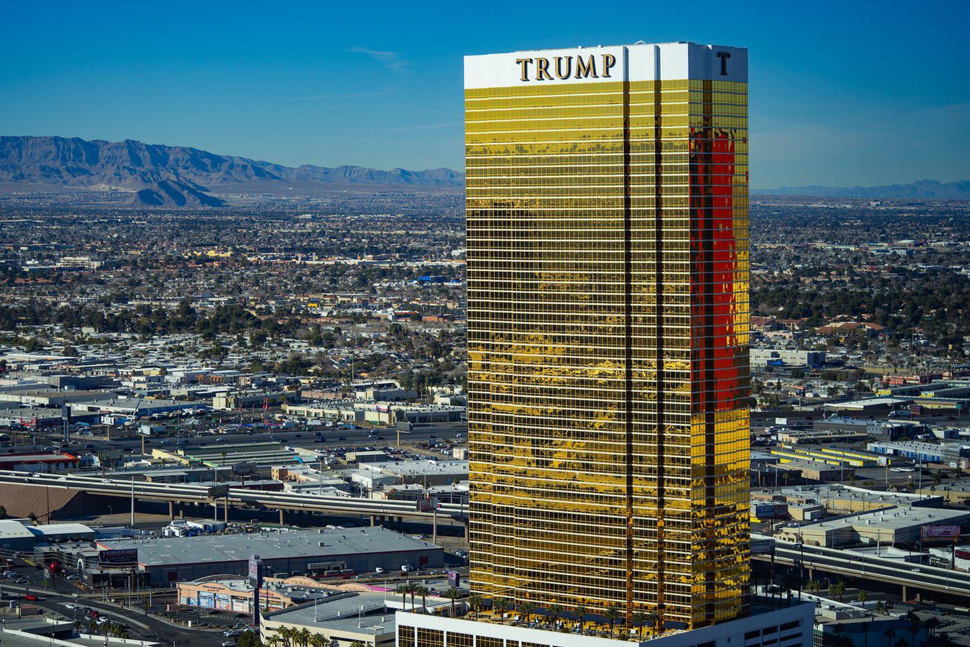 В отеле Trump International Hotel Las Vegas нет казино, что отличает его от большинства гостиниц Лас-Вегаса.