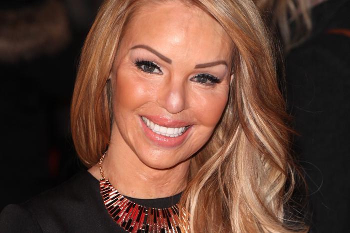 Перманентный макияж скроет последствия химиотерапии, алопеции и витилиго