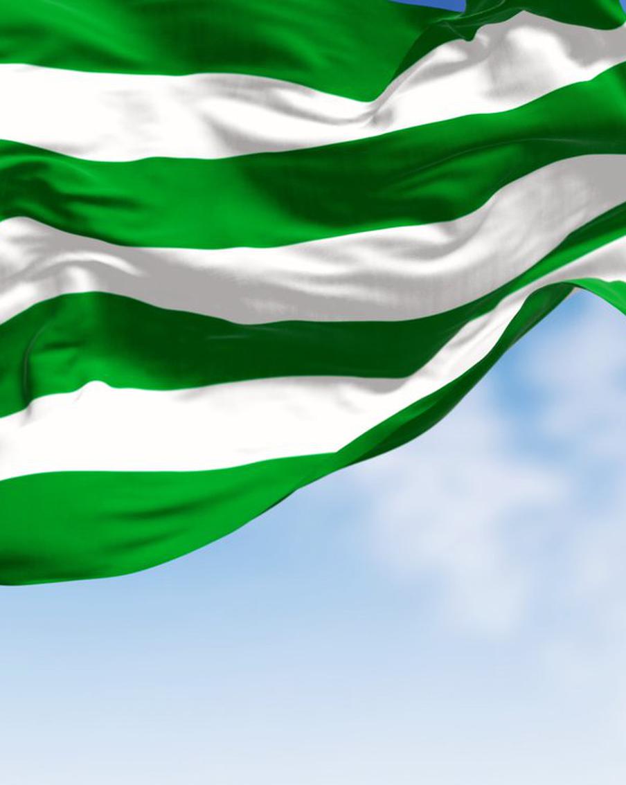 В Абхазии протестующие заблокировали республиканскую трассу и перекрыли мосты