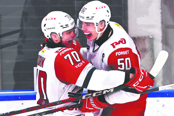 На своём пути хоккеисты "Локомотива" сметают всех: у клуба уже 11 побед