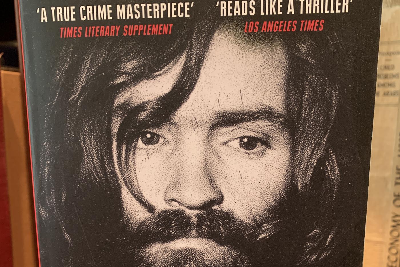 Маньяк Чарльз Мэнсон признался в новых жутких убийствах