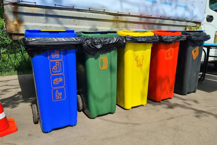 В экоцентрах столицы расскажут о важности раздельного сбора отходов и примут ненужные вещи