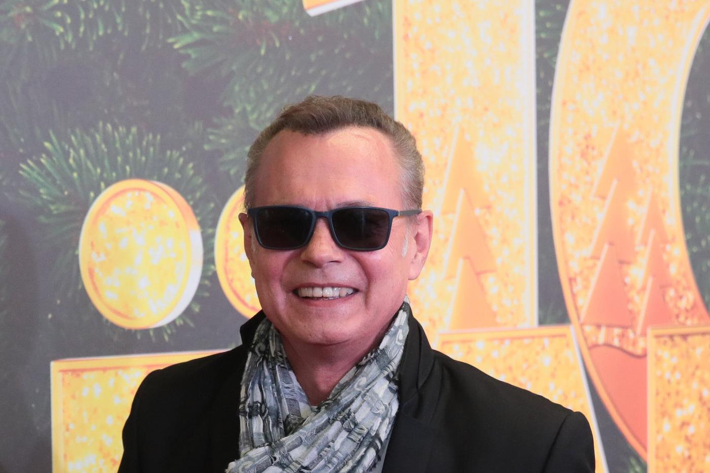 Названа дата прощания с бывшим солистом "На-На" Лёвкиным