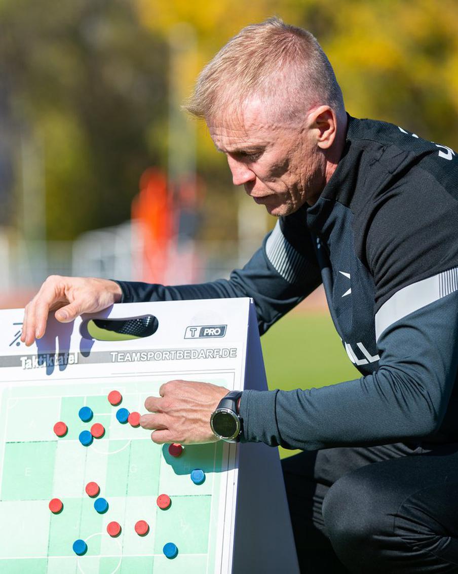 Футбольный клуб "Чайка" продаёт места на тренировки и сборы