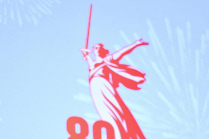 Артист Машков представил официальный логотип празднования 80-летия Победы