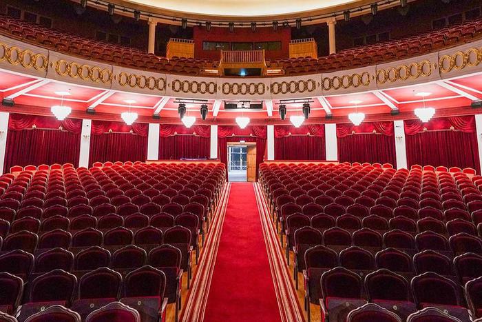 Защита москвичей от перекупщиков: вводятся новые правила по покупке билетов на культурные мероприятия