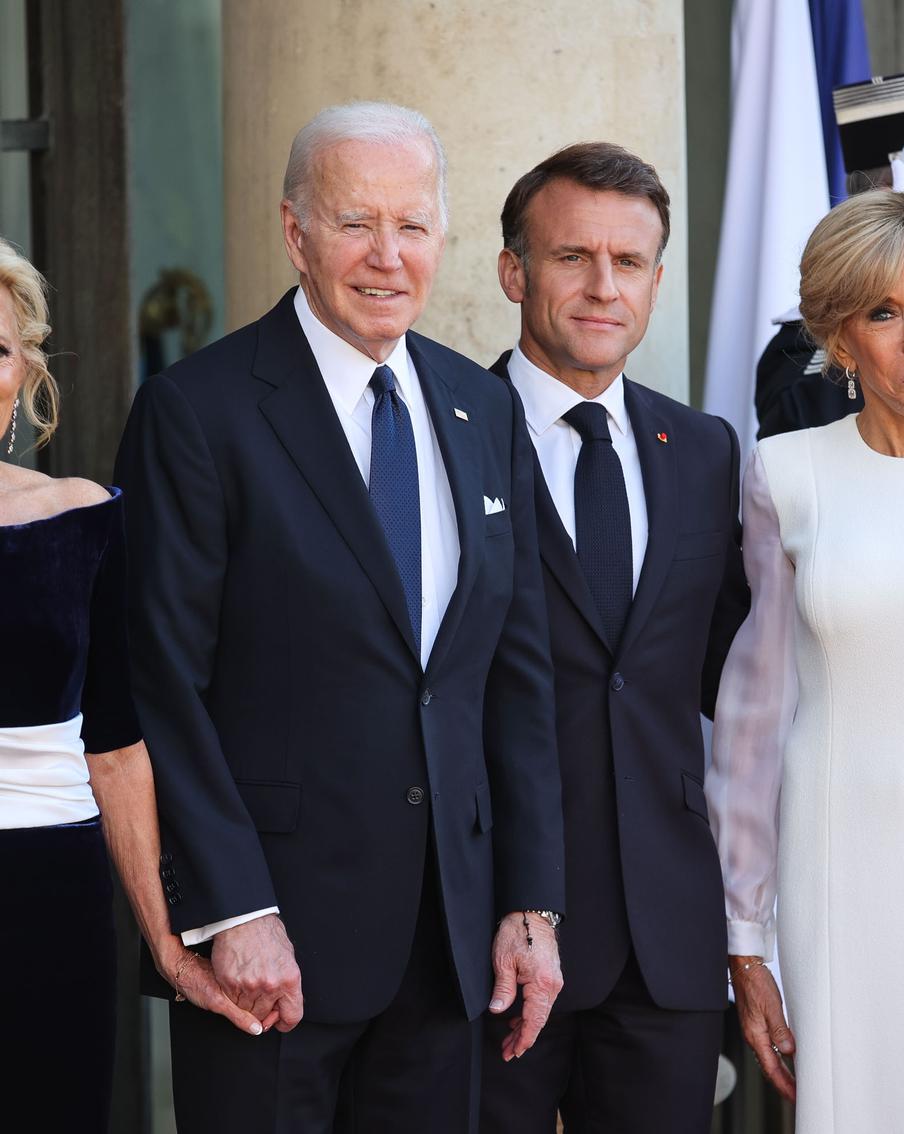 Американский лидер позвонил главе Франции после испытаний новой российской ракеты