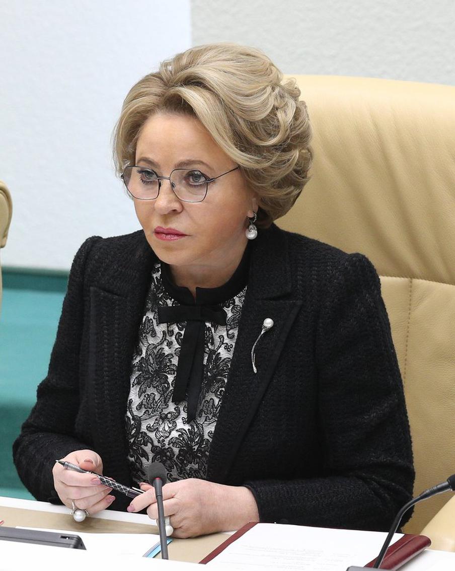 Матвиенко предложила новый способ увеличения демографии в России