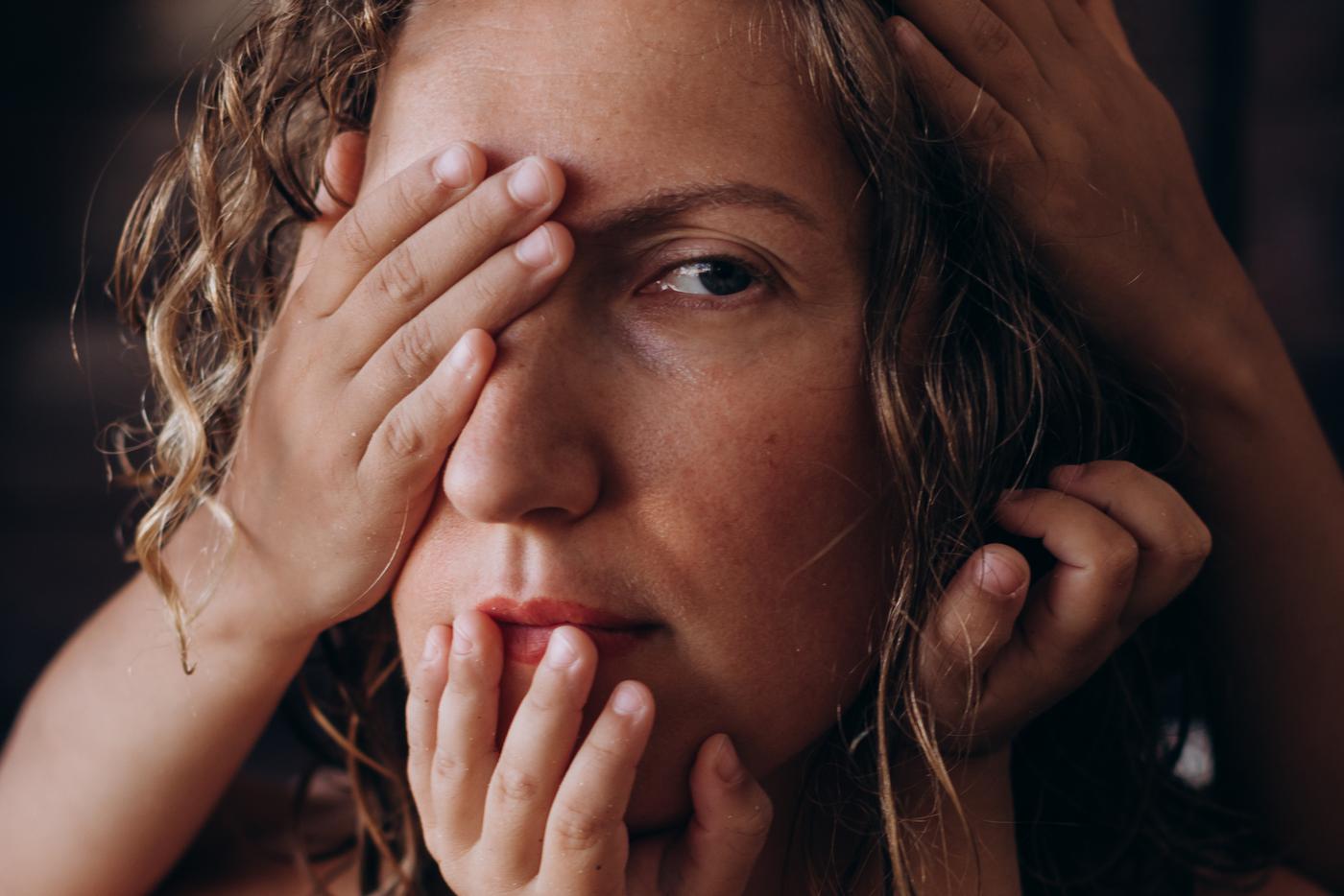 Выставку о материнстве занесли в книгу рекордов: Metro показывает некоторые работы