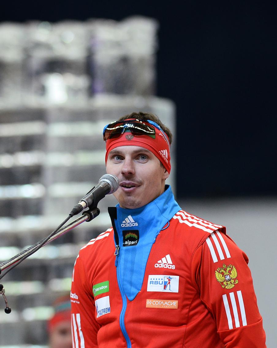 Биатлониста Устюгова лишили золота и бронзы Олимпиады в Ванкувере