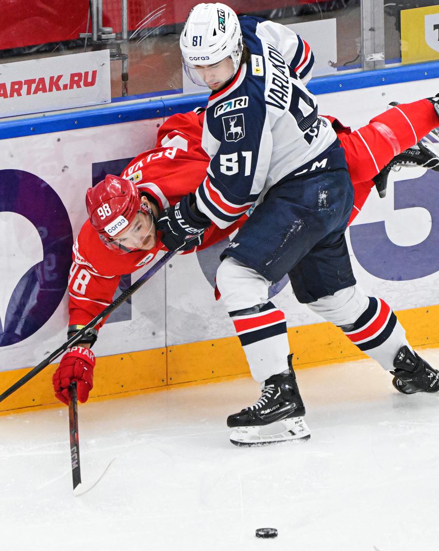 Нижегородские хоккеисты повесили "баранку" "Спартаку"