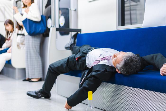 Сеппуку вместо увольнения и обязательные пьянки. Особенности рабочей культуры японцев