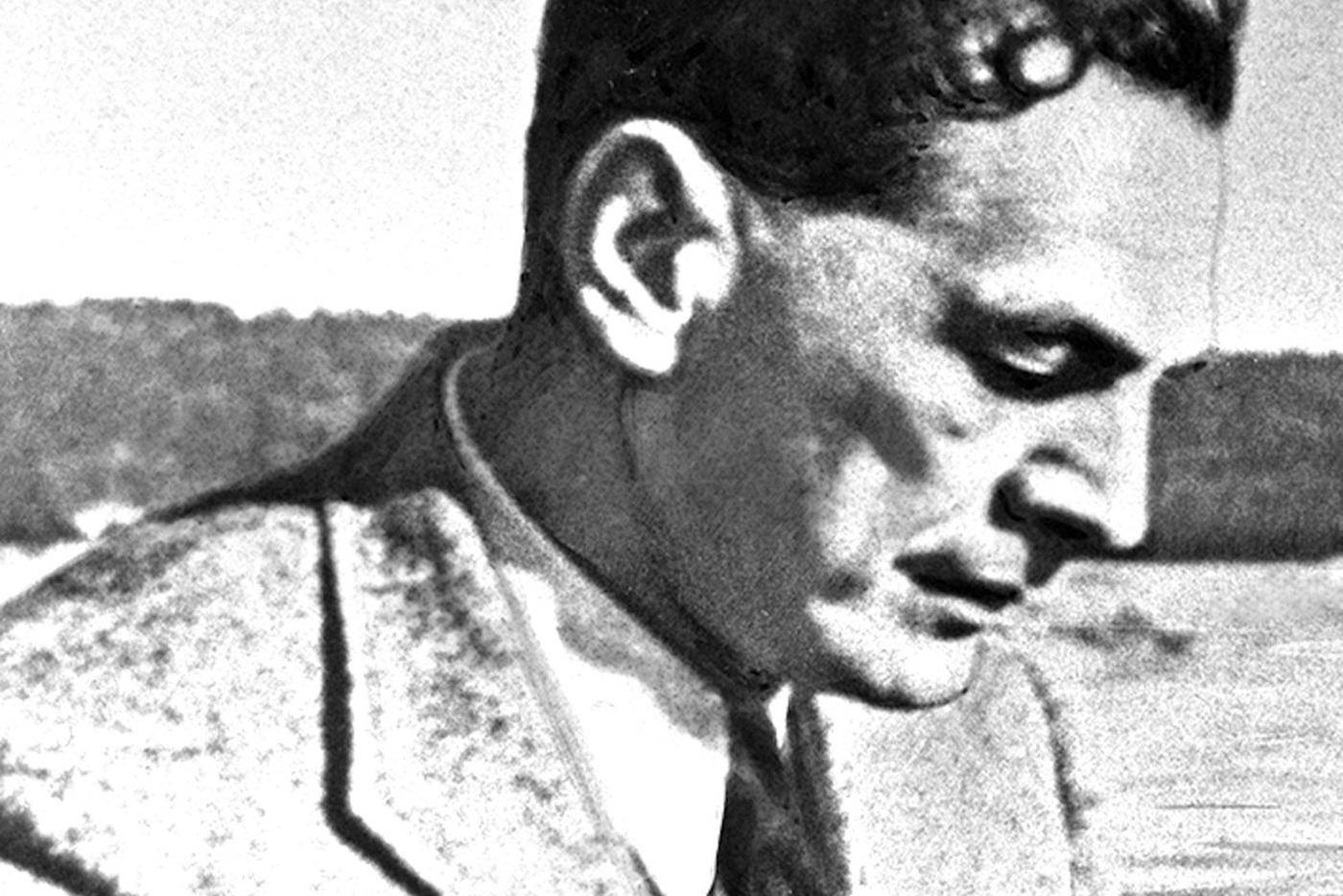 Зорге передал шифровку радисту... и потерял сознание. Почему Сталин не спас Рамзая из токийской тюрьмы