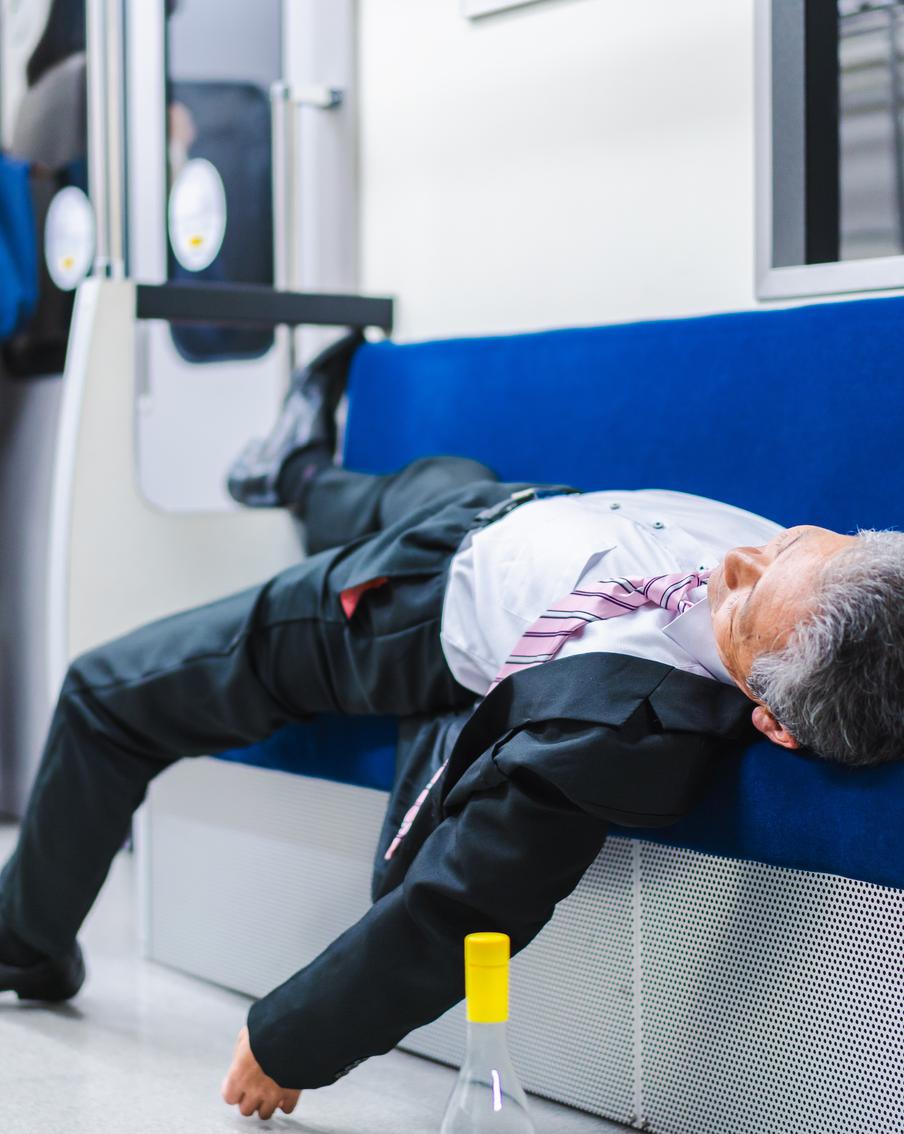 Сеппуку вместо увольнения и обязательные пьянки. Особенности рабочей культуры японцев