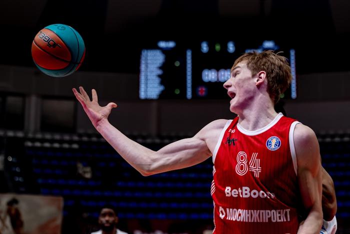 На какие виды спорта сходить в Москве: футбол, баскетбол и волейбол