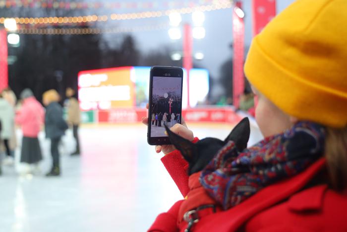 Максим Ликсутов рассказал, как отпраздновали первый день зимы на катке на Северном речном вокзале