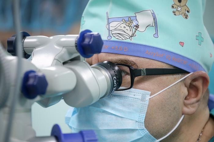 Сергей Собянин: Около 200 тысяч операций провели в офтальмологическом центре Боткинской больницы