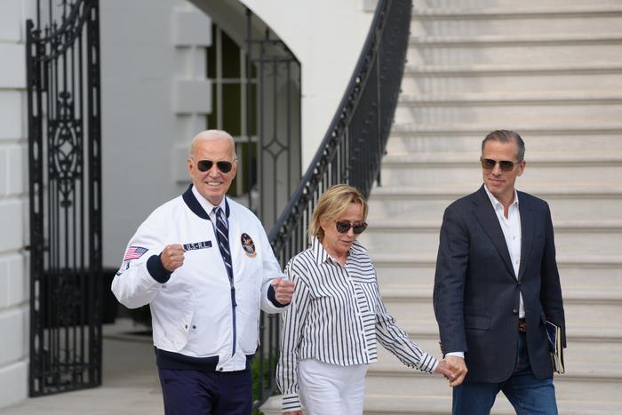 Эксперт рассказал, как помилование Хантера Байдена отразится на имидже США