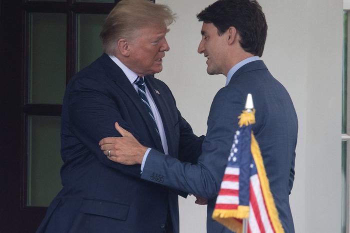 Fox News узнал о шутке Трампа про превращение Канады в 51-й штат США